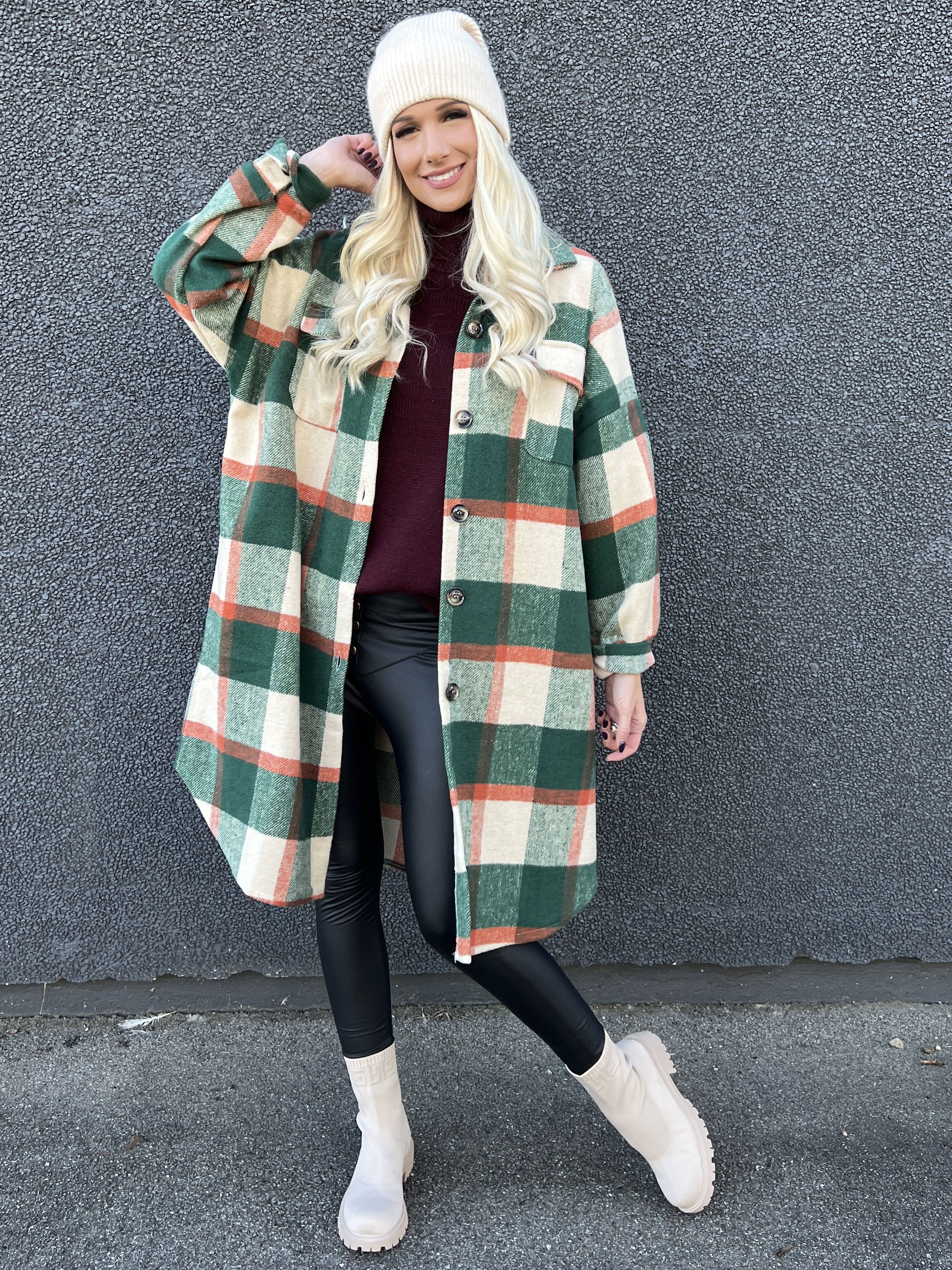 Natalia - Lång rutig jacka med knappar